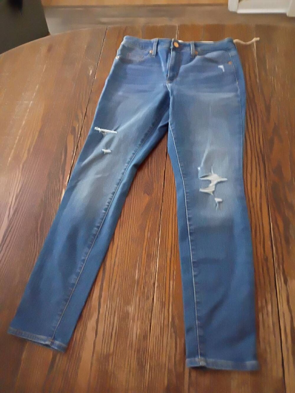 New Universal Thread High Rise Skinny Jeans 6 28R Blue Distressed Smooth Sculpt